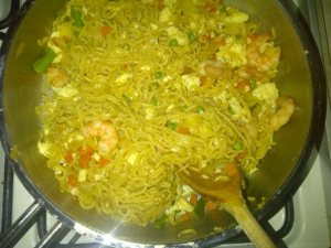 mixed veg, onion, prawna nd egg indomie mix